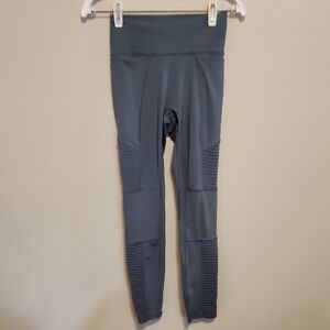 Fabletics Kids Leggings in Dark Gray